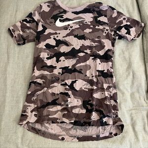 Nike Boys Shirt | Size XL